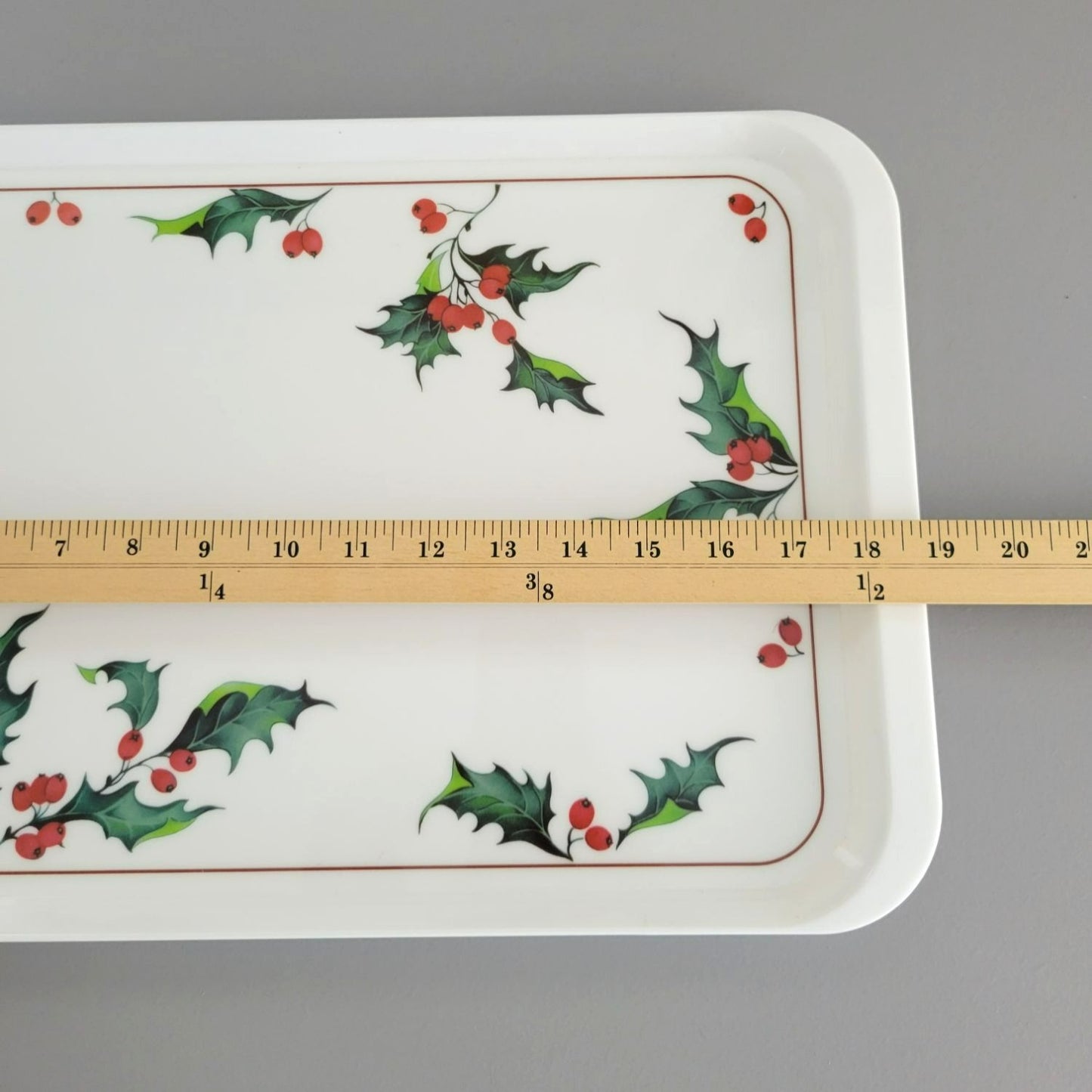 Villeroy & Boch Holly 18" Plastic Serving Tray, Italy c.1991-94