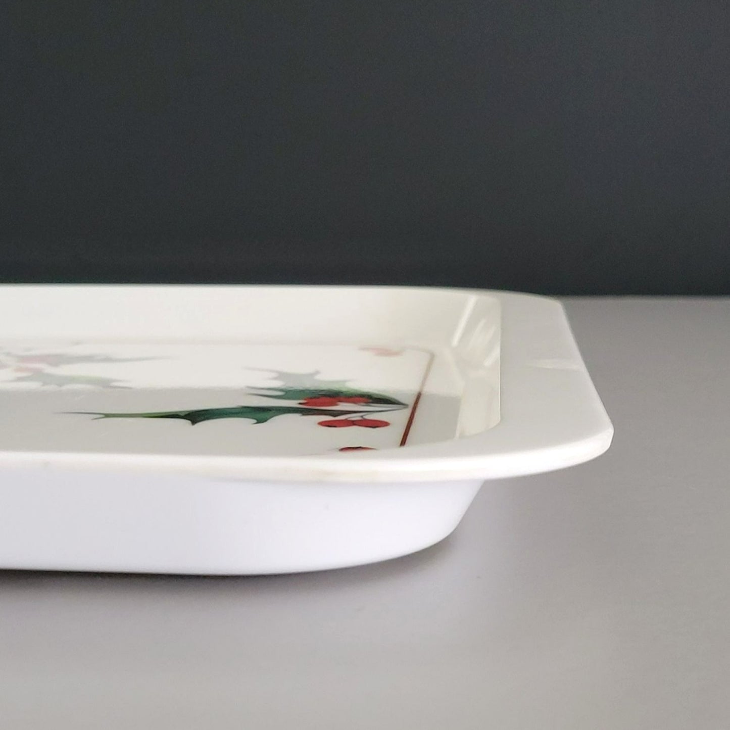 Villeroy & Boch Holly 18" Plastic Serving Tray, Italy c.1991-94