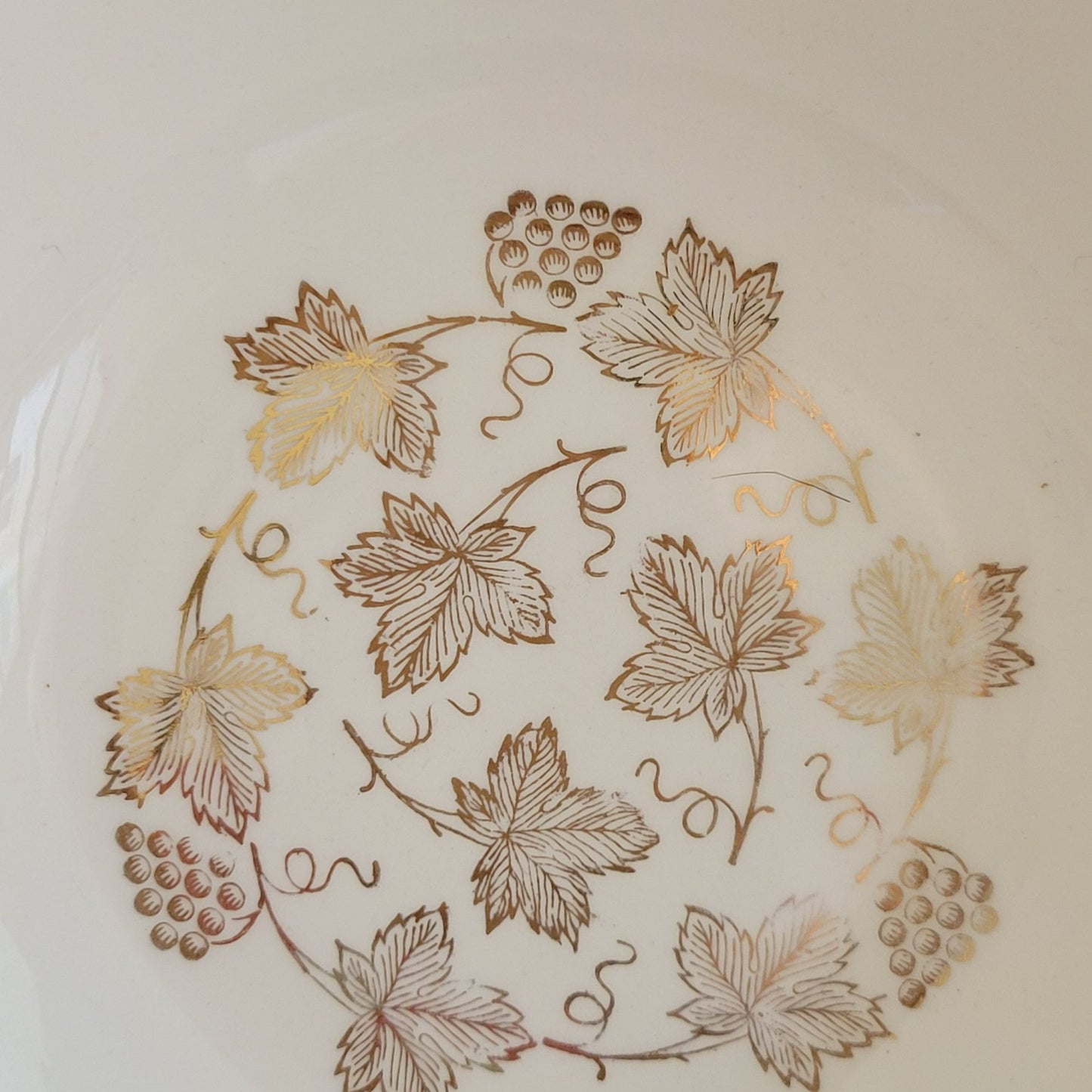 Edward Knowles Gold Leaf & Grape 8" Round Serving Bowl, USA Made