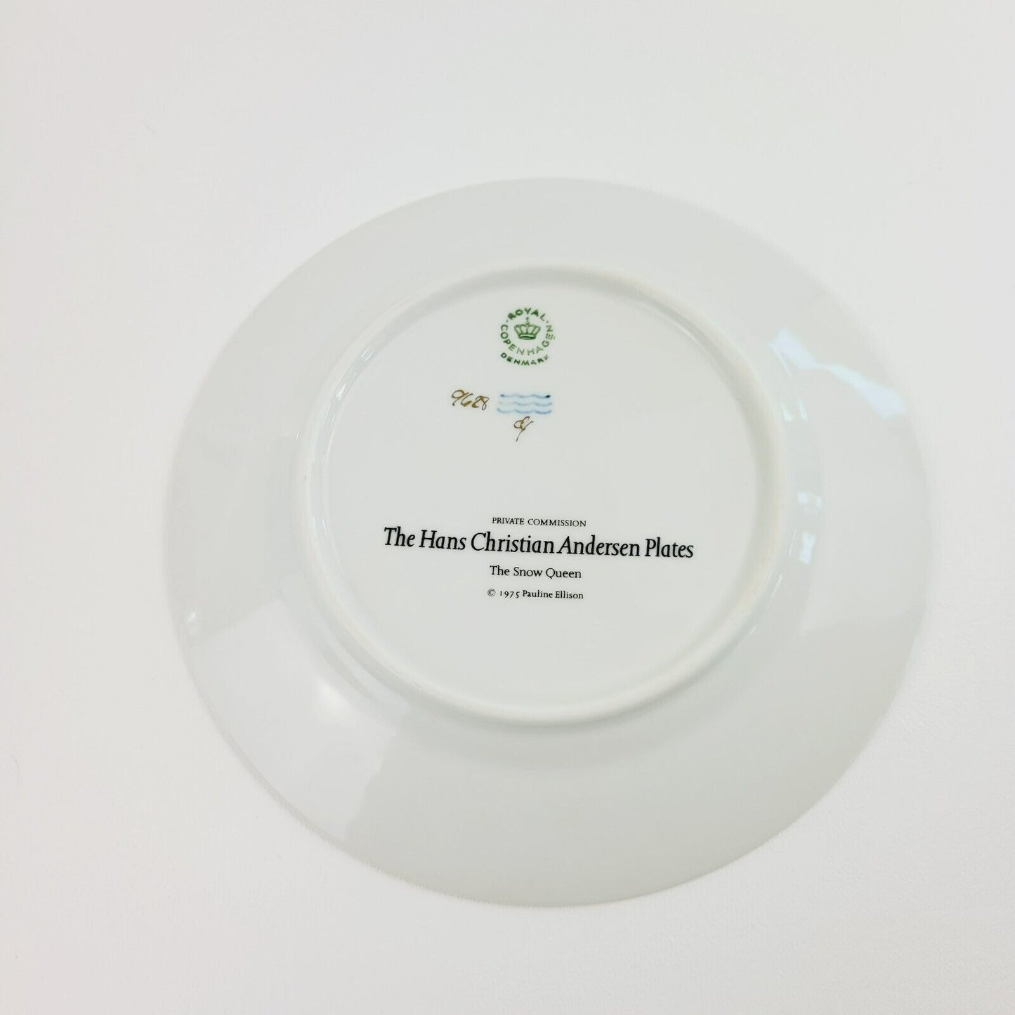 Royal Copenhagen The Snow Queen Hans Christian Andersen Fairy Tale Story Plate, Gold Trim with Etched Design, c.1975-76 Denmark