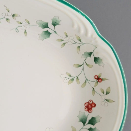 Pfaltzgraff Winterberry 12" Oval Serving Platter, USA Made