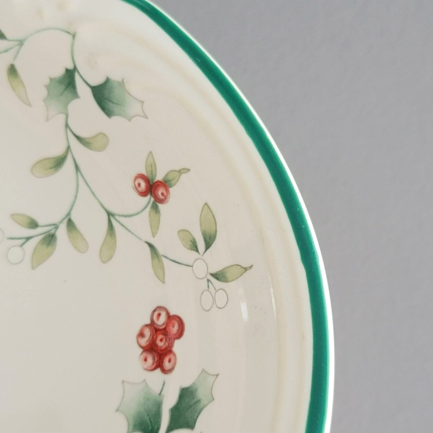 Pfaltzgraff Winterberry 12" Oval Serving Platter, USA Made