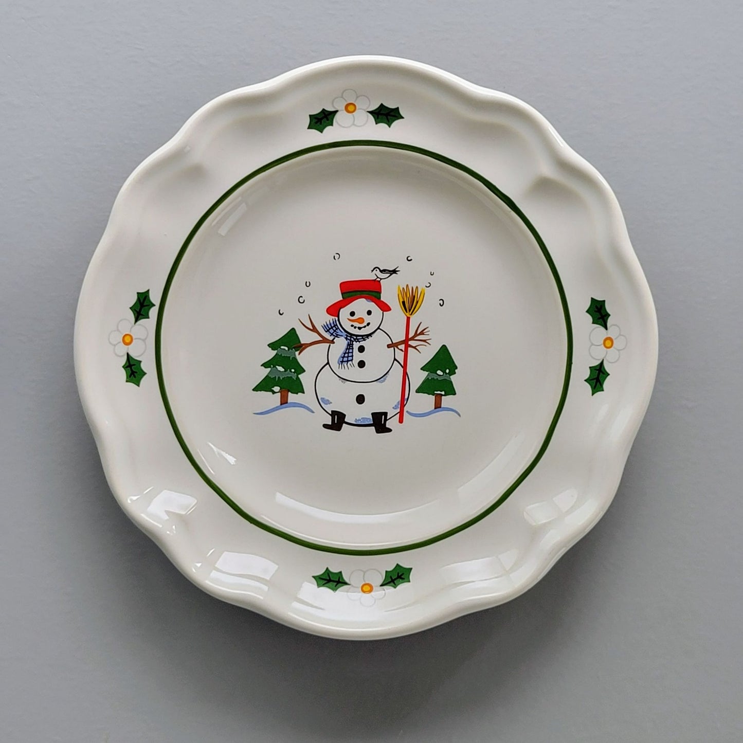 Pfaltzgraff Snow Village Bread Dessert Plate, c.1990s USA