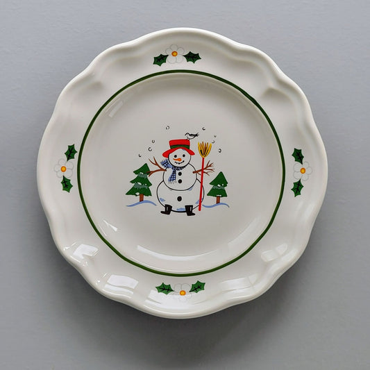 Pfaltzgraff Snow Village Bread Dessert Plate, c.1990s USA