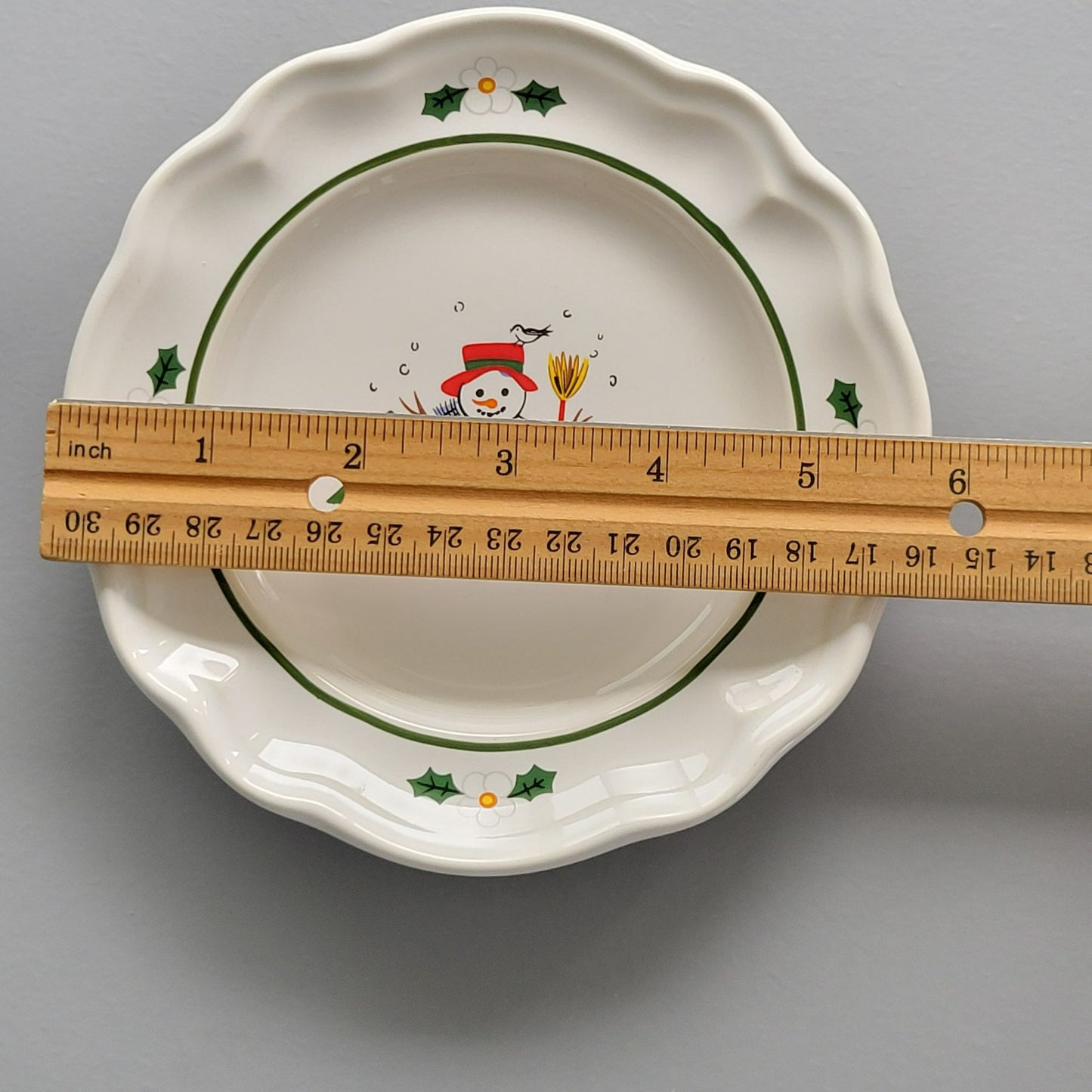 Pfaltzgraff Snow Village Bread Dessert Plate, c.1990s USA