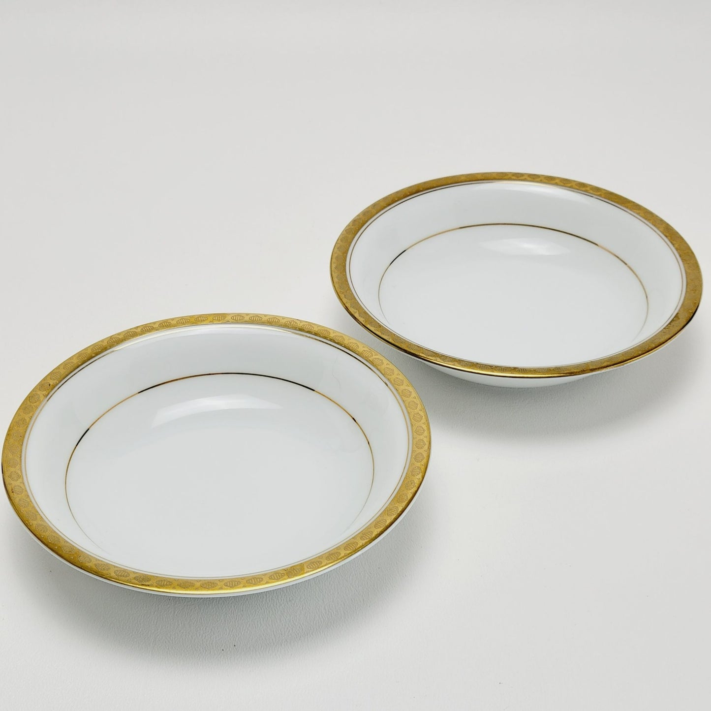 Noritake Richmond Berry Dessert Bowl Set of 2, Gold Etched Trim