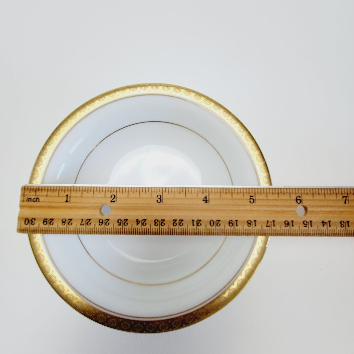 Noritake Richmond Berry Dessert Bowl Set of 2, Gold Etched Trim