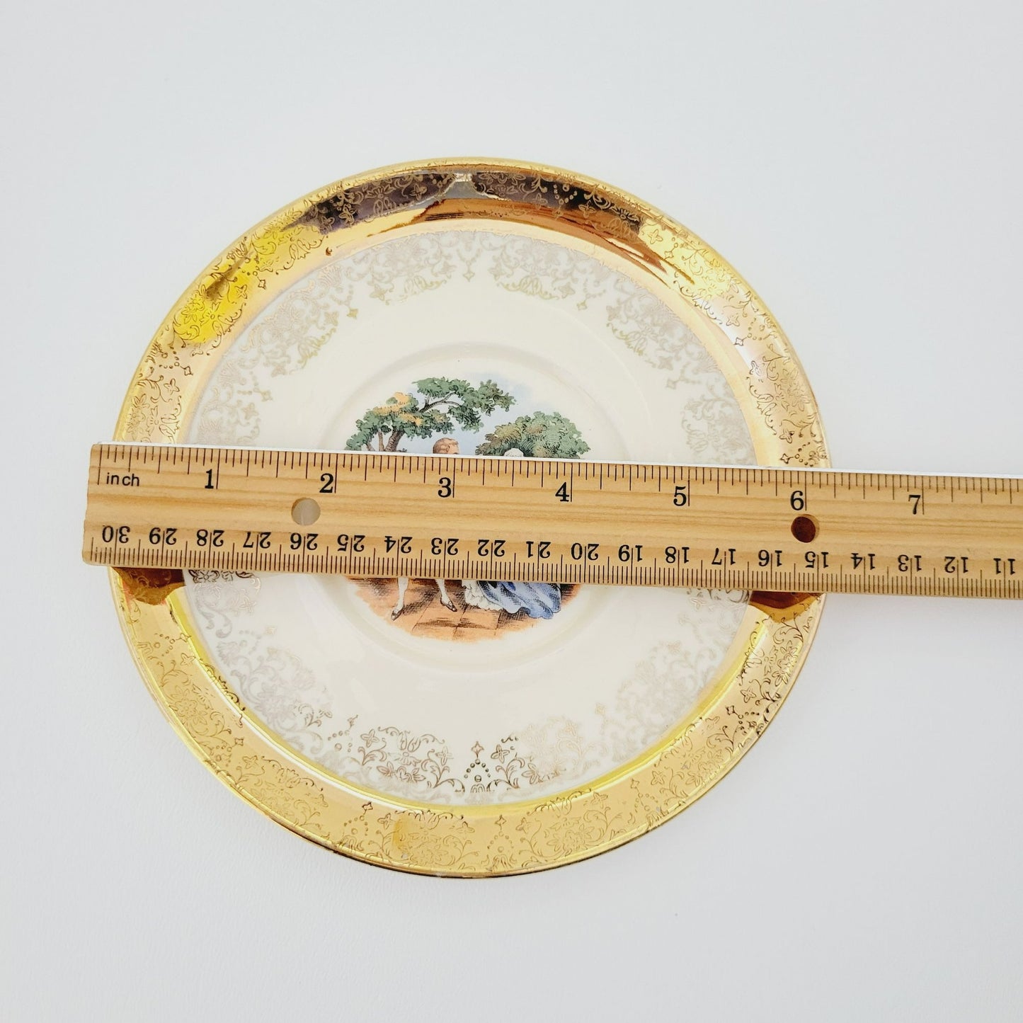 Gold Courting Couple Teacup & Saucer, Rococo Style, by Sabin Crest O Gold with Warranted 22 K Gold Filigree Edge