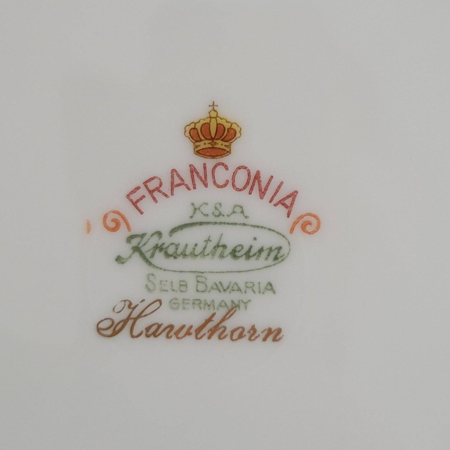 Franconia K&A Krautheim Hawthorn Serving Bowl, Gadroon Border, c.1964-75 Germany