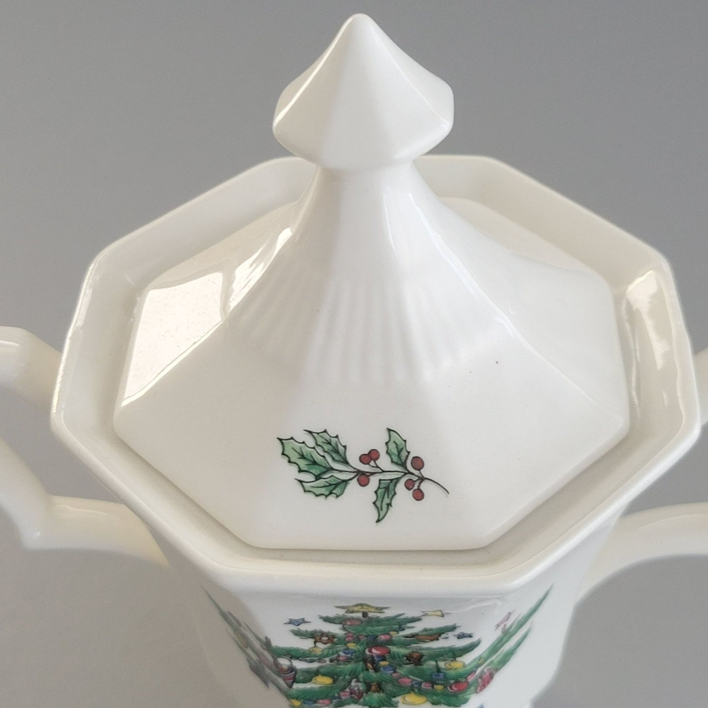 Nikko Christmastime Classic Collection Creamer & Sugar c.1979-83