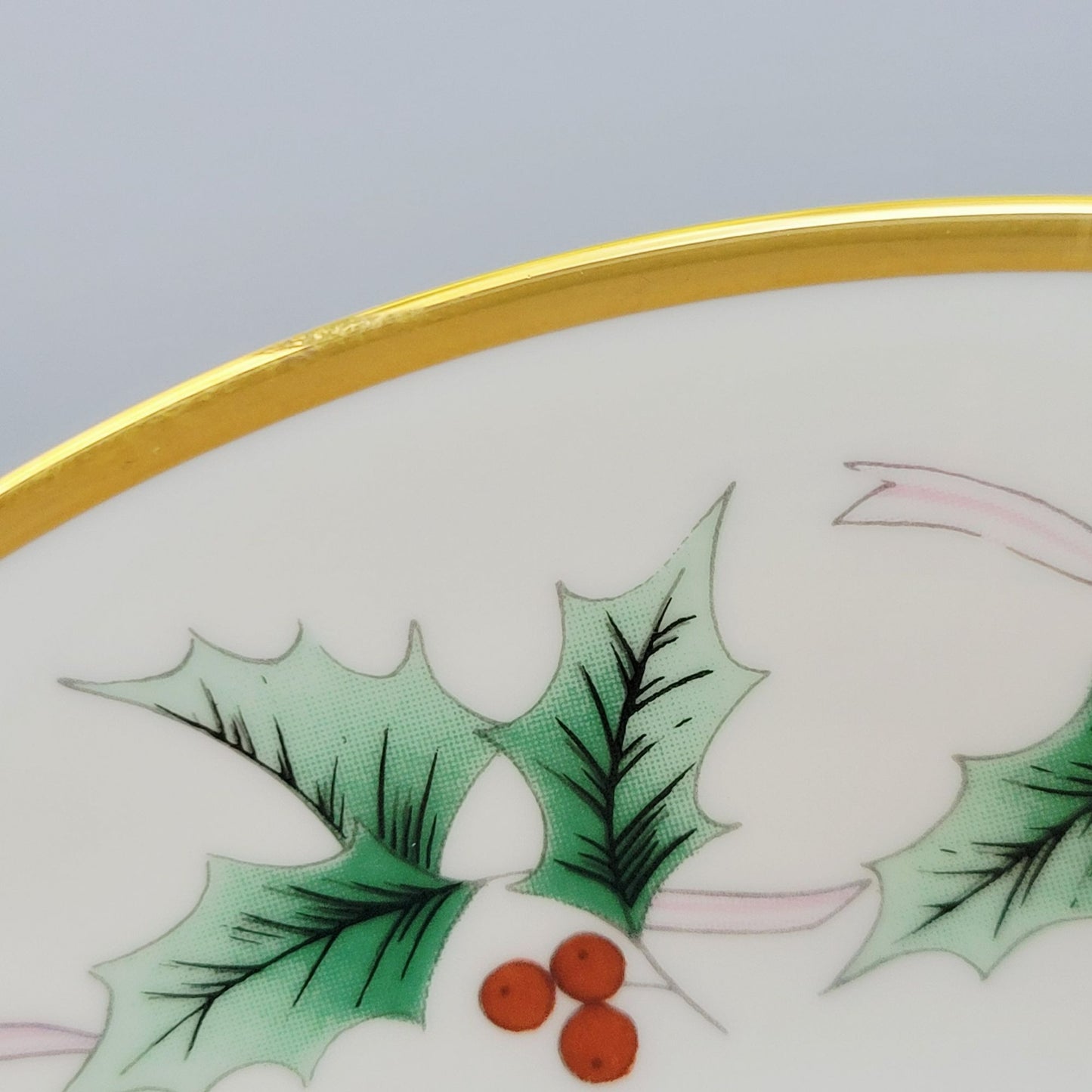 Mikasa Ribbon Holly Salad Plate, Japan Made