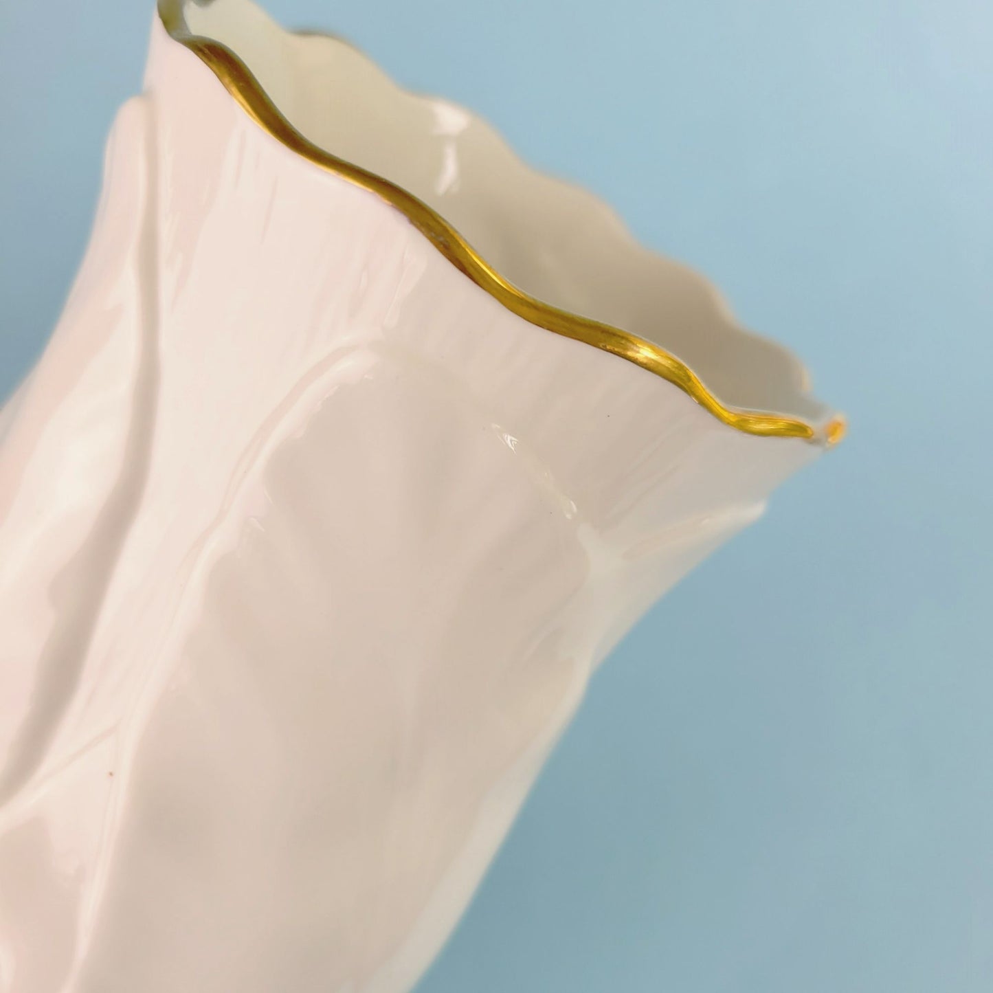 Royal Worcester Fern Leaf Vase, Bone China Made in England, c.1986