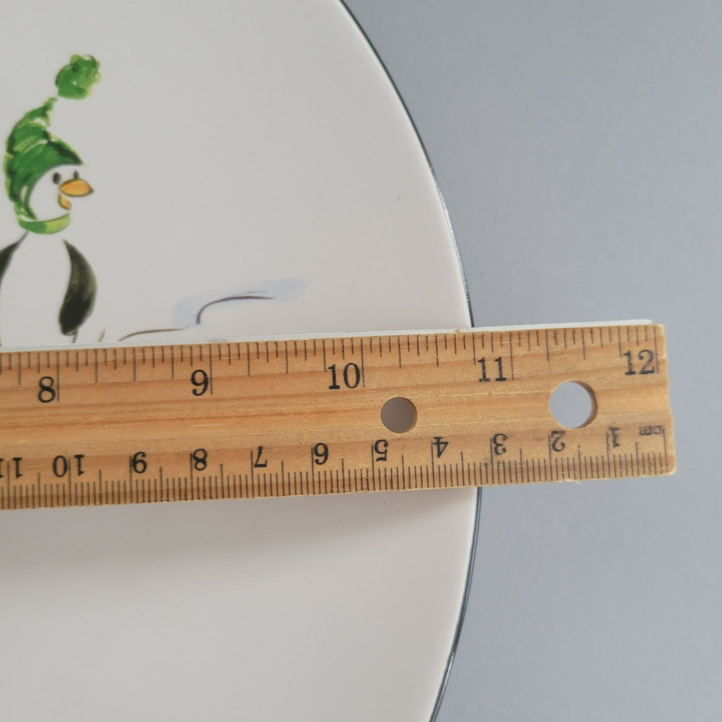 Pfaltzgraff Penguin Skate Dinner Plate, c.2006-10