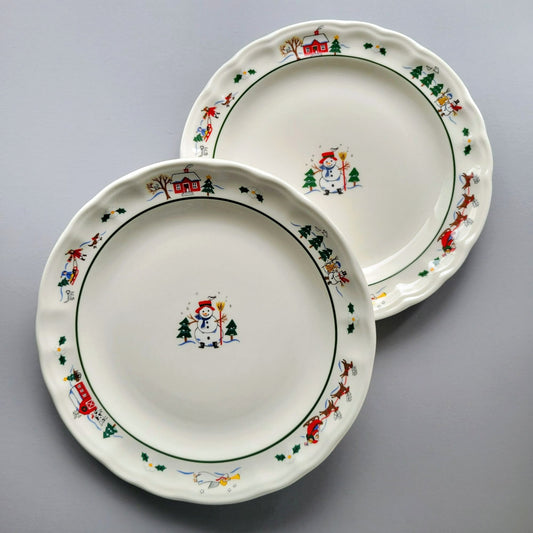 Pfaltzgraff Snow Village Dinner Plate, Set of 2, c.1990s