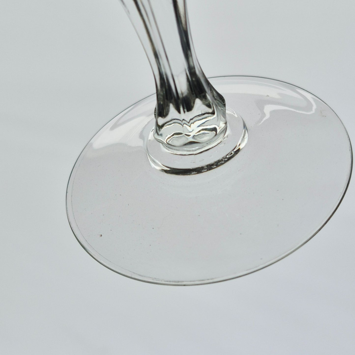 Cristal D'Arques "Flammes" Crystal Wine Glass, Set of 4, France