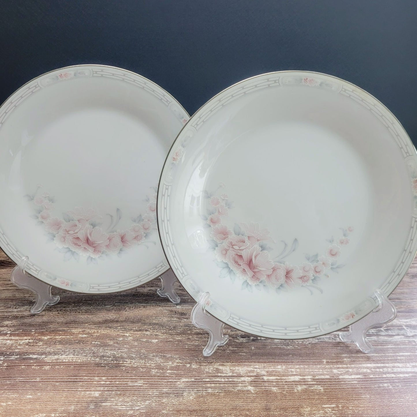 Noritake Carthage Dinner Plates, Set of 2, Shabby Chic Floral