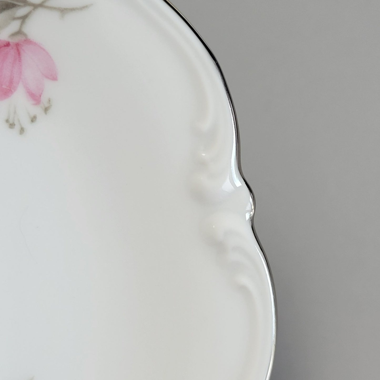 Tirschenreuth Picardy Bread Plate Set of 2, Platinum Trim, c.1969 Bavaria Germany