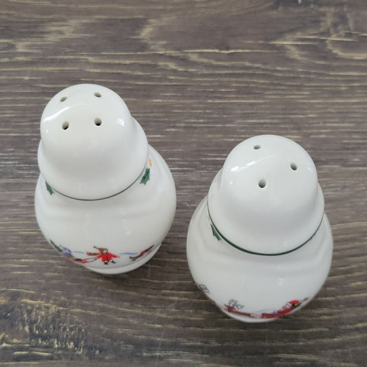 Pfaltzgraff Snow Village Salt & Pepper Shaker, c.1990s