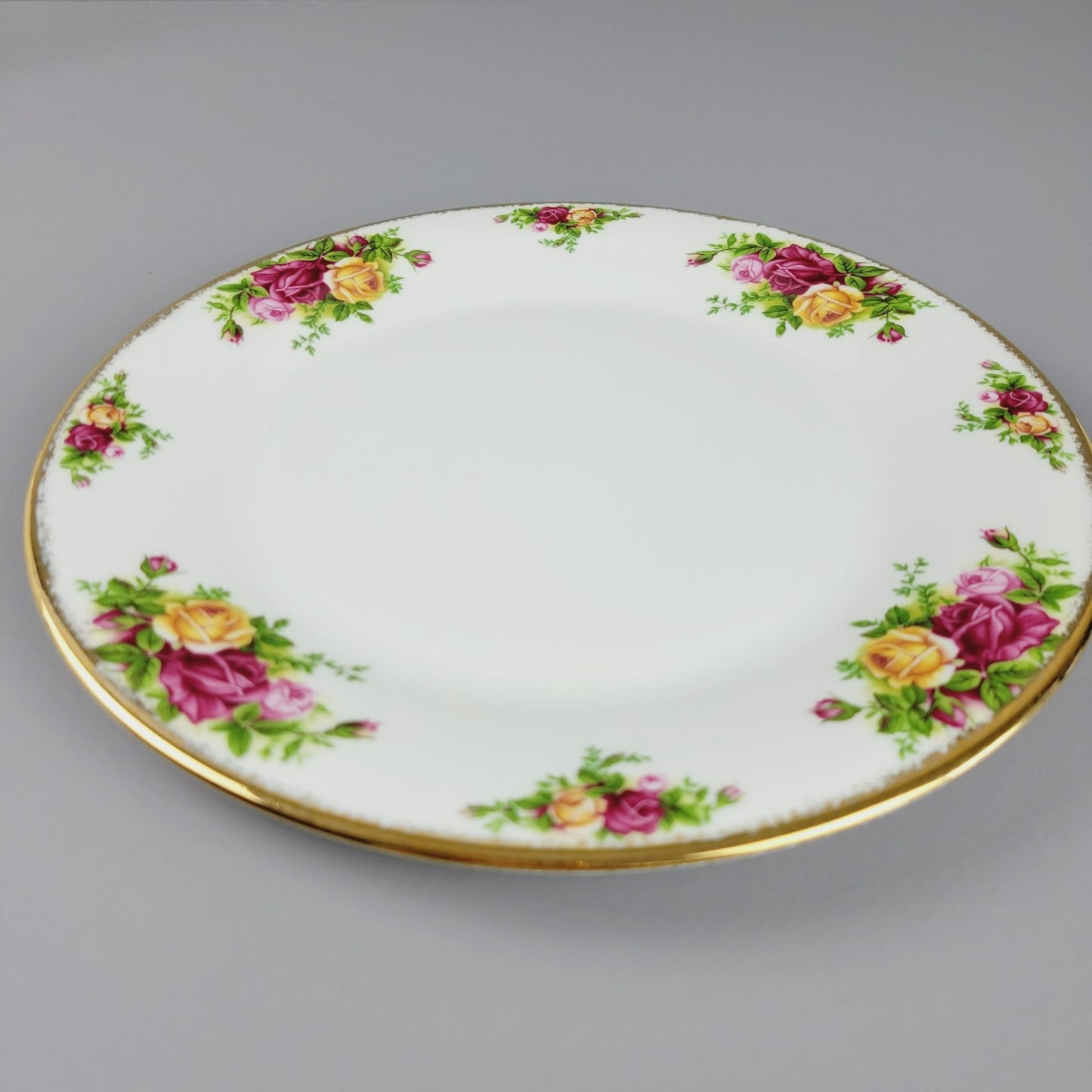 Royal Albert Old Country Roses FLAT EDGE Dinner Plate, Made in England