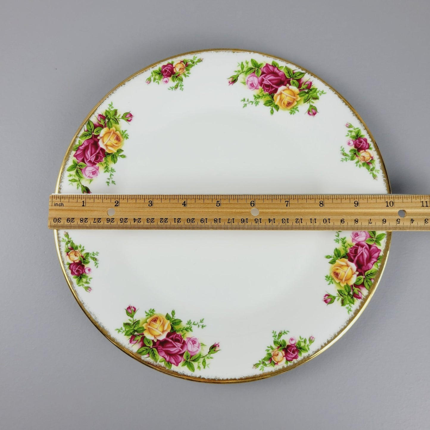 Royal Albert Old Country Roses FLAT EDGE Dinner Plate, Made in England