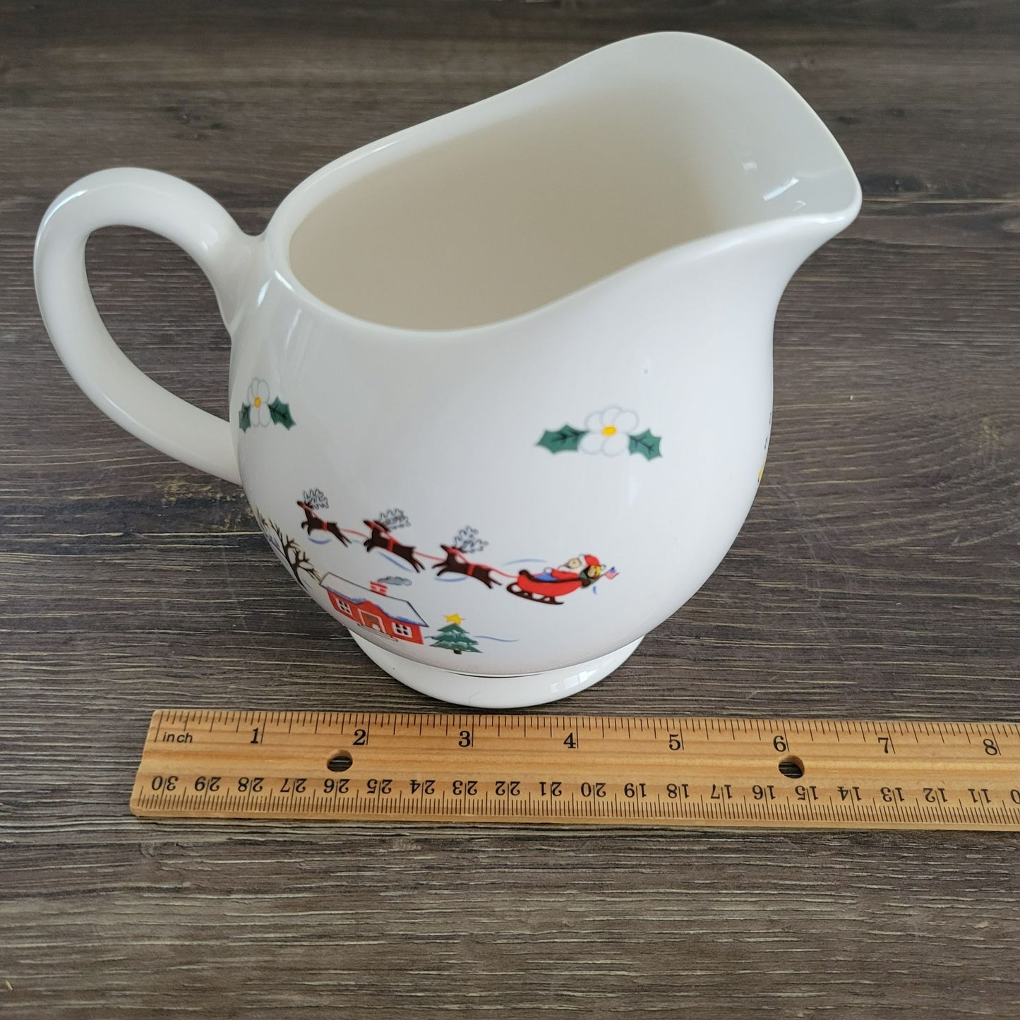 Pfaltzgraff Snow Village Gravy Boat Pitcher, USA c.1990s