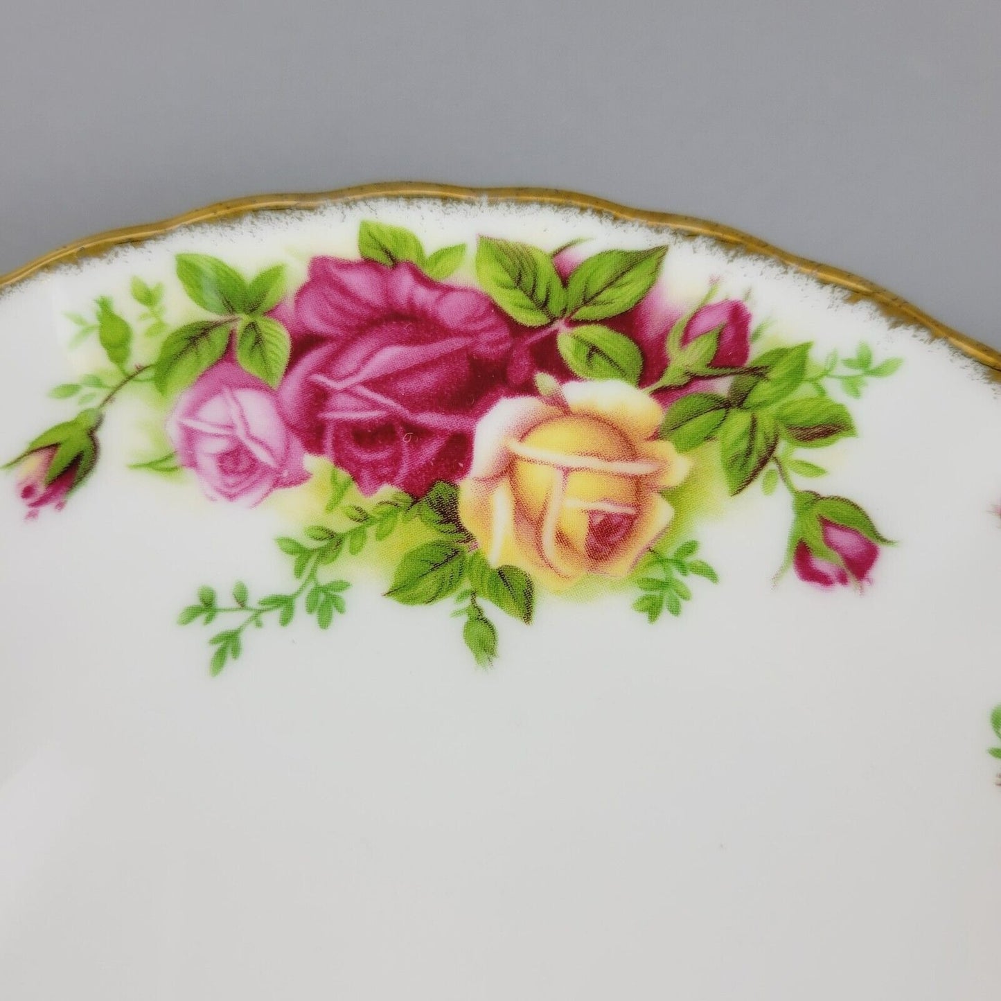 Royal Albert Old Country Roses Bread Plate, Made in England