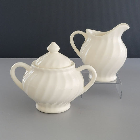 Scio Holly Berry Creamer & Sugar Bowl