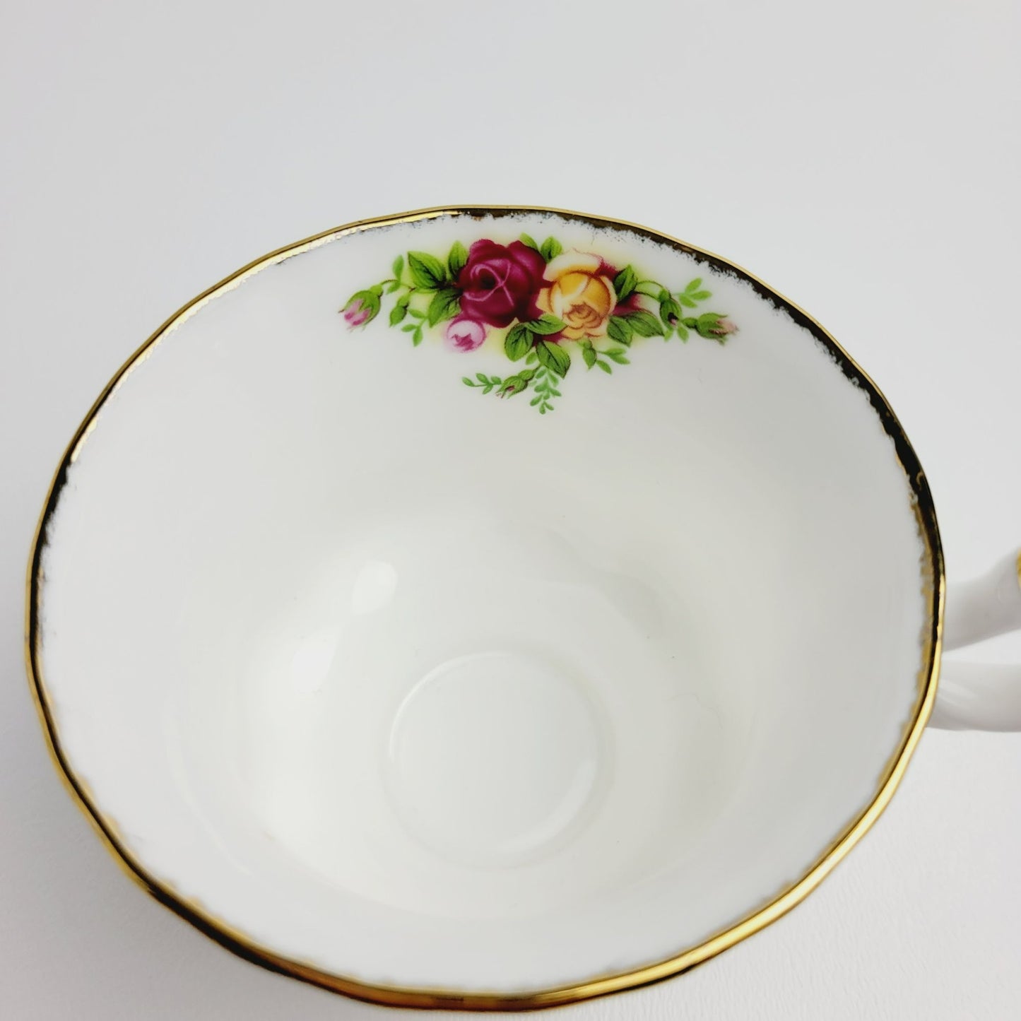 Royal Albert Dessert Snack Tray & Teacup Set, Old Country Roses Montrose