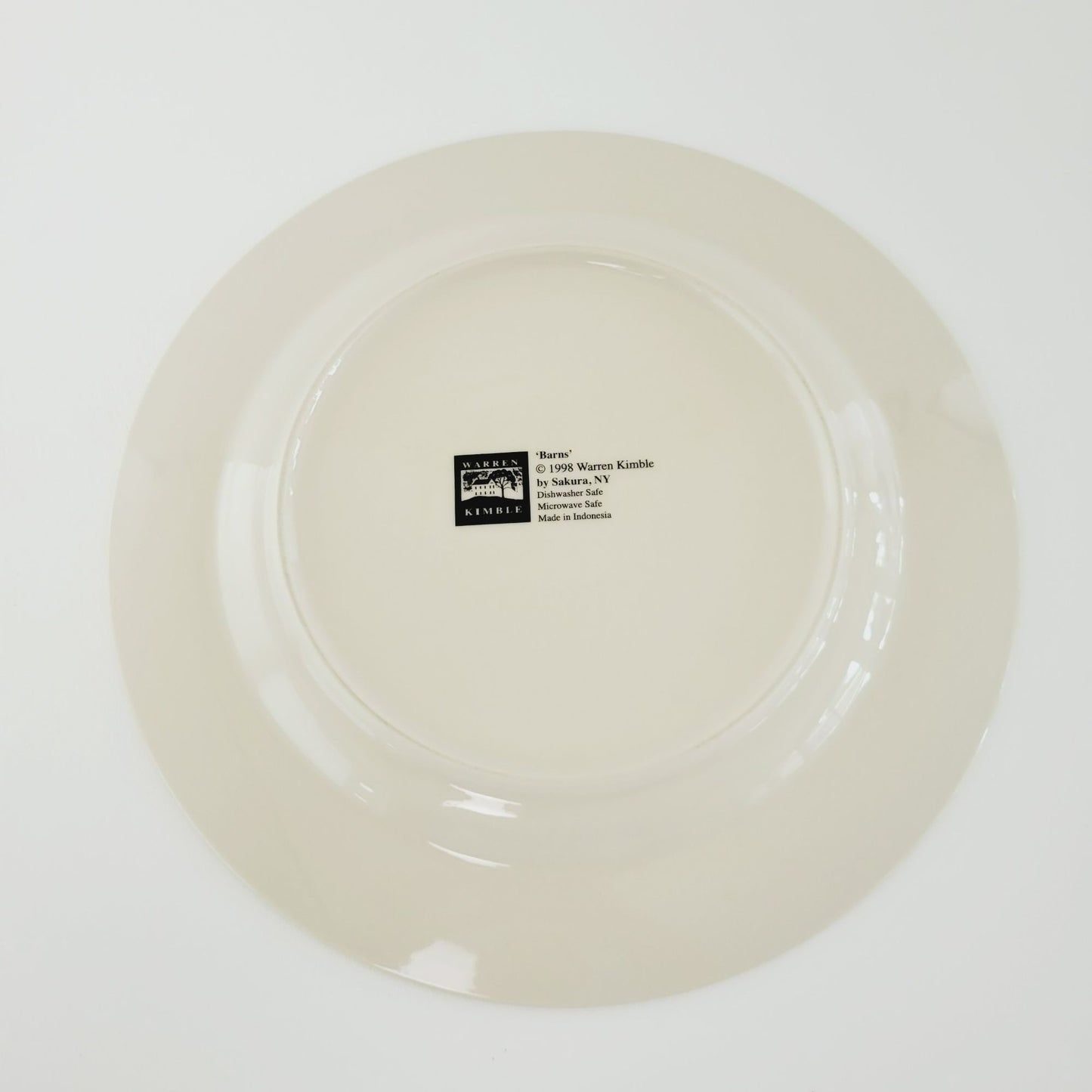 Warren Kimble Barns Dinner Plate by Sakura c.1998
