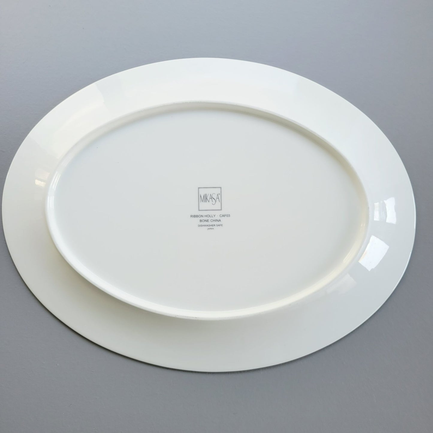 Mikasa Ribbon Holly 14" Oval Serving Platter, Made in Japan