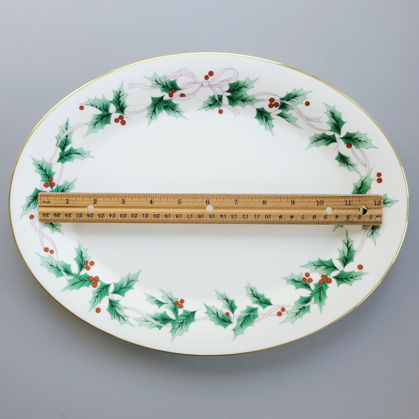 Mikasa Ribbon Holly 14" Oval Serving Platter, Made in Japan