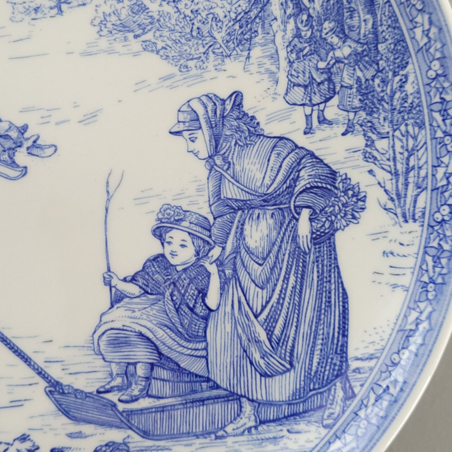 Spode Blue Room Victorian Annual Christmas Plate 1997, Made in England