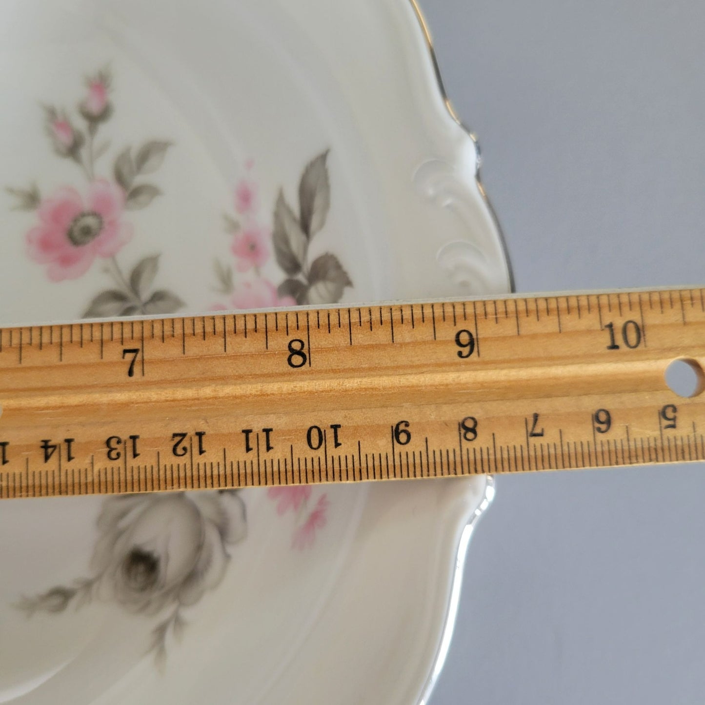 Tirschenreuth Picardy Round Serving Bowl, c.1969 Bavaria Germany