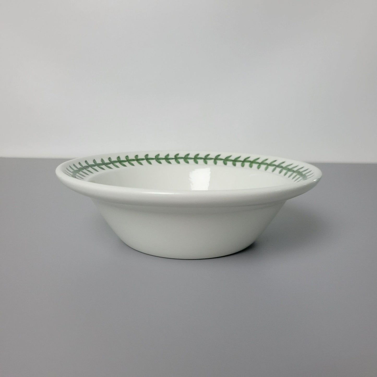 Portmeirion Botanic Garden Rim Cereal Bowl, Cyclamen Pattern