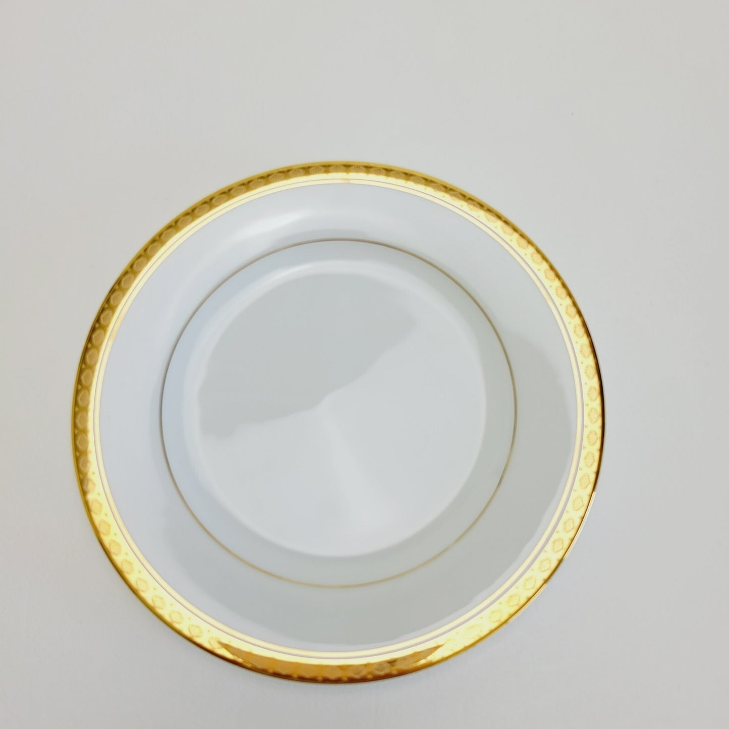 Noritake Richmond Bread Plate Set of 2, Gold Etched Trim