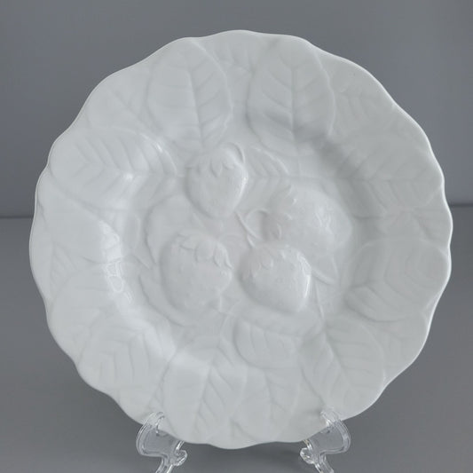 Fondeville White Majolica Strawberry Embossed Salad Plate, Made in Alvarez Spain