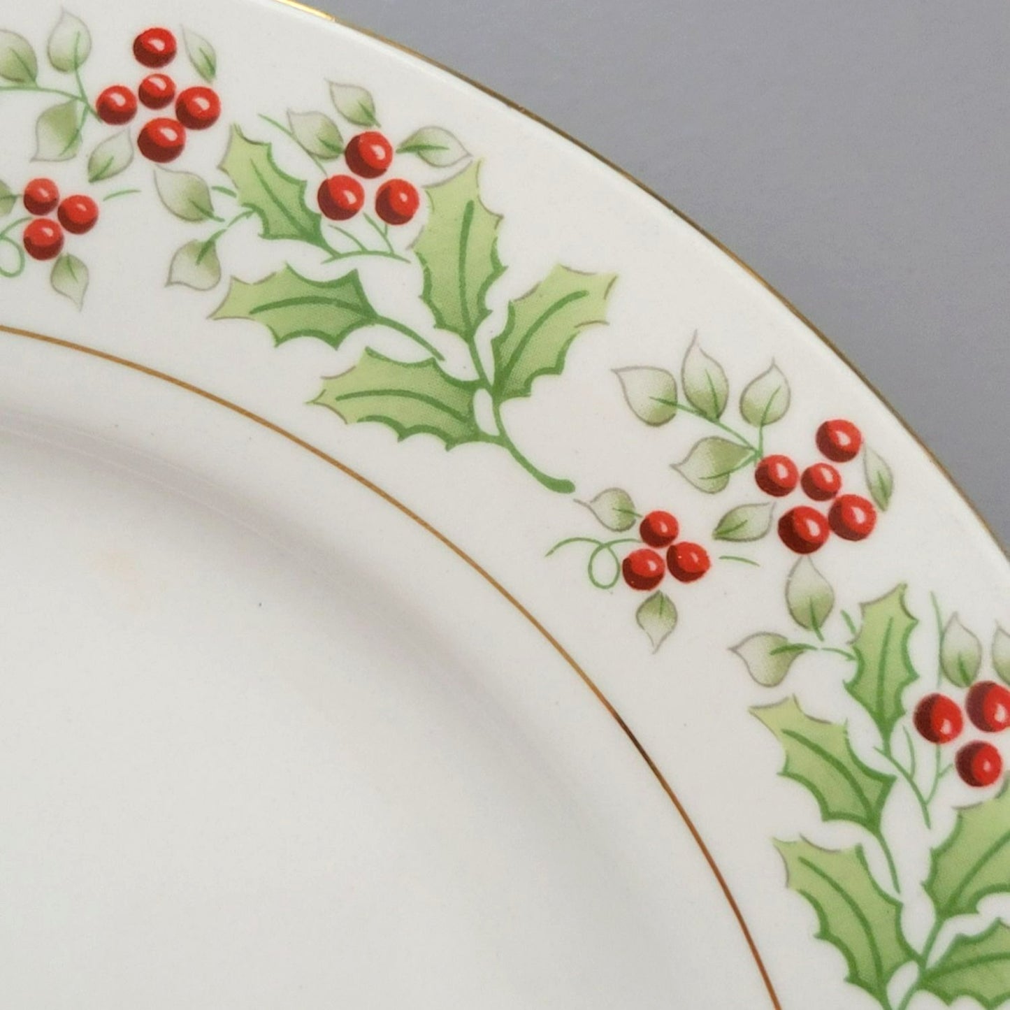 Gibson "Christmas Harmony" Dinner Plate, Set of 2