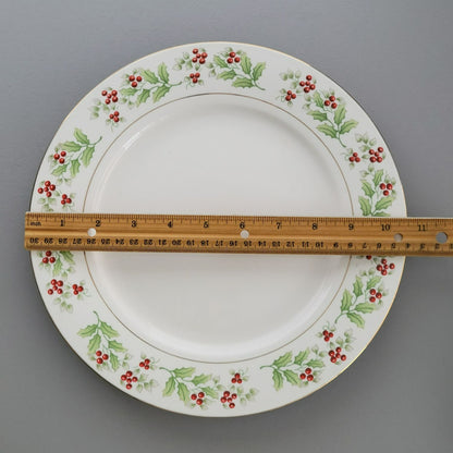 Gibson "Christmas Harmony" Dinner Plate, Set of 2