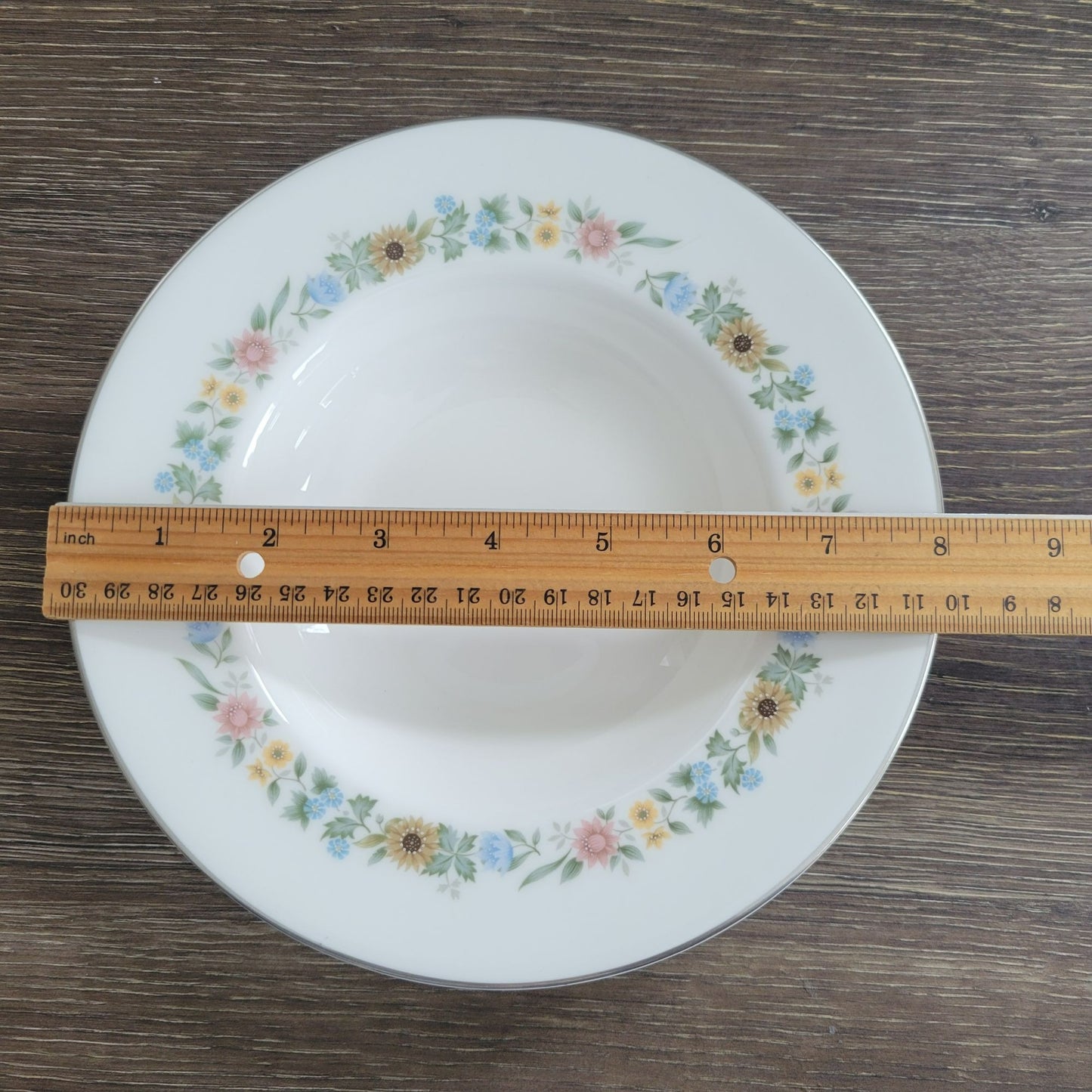 Royal Doulton Pastorale Rimmed Soup Bowl, c.1970-90s England