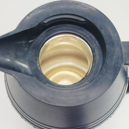 Japan Peacock 1 Liter Carafe