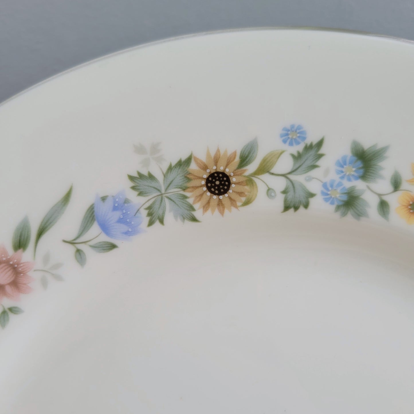 Royal Doulton Pastorale  Luncheon Plate, c.1970-90 England
