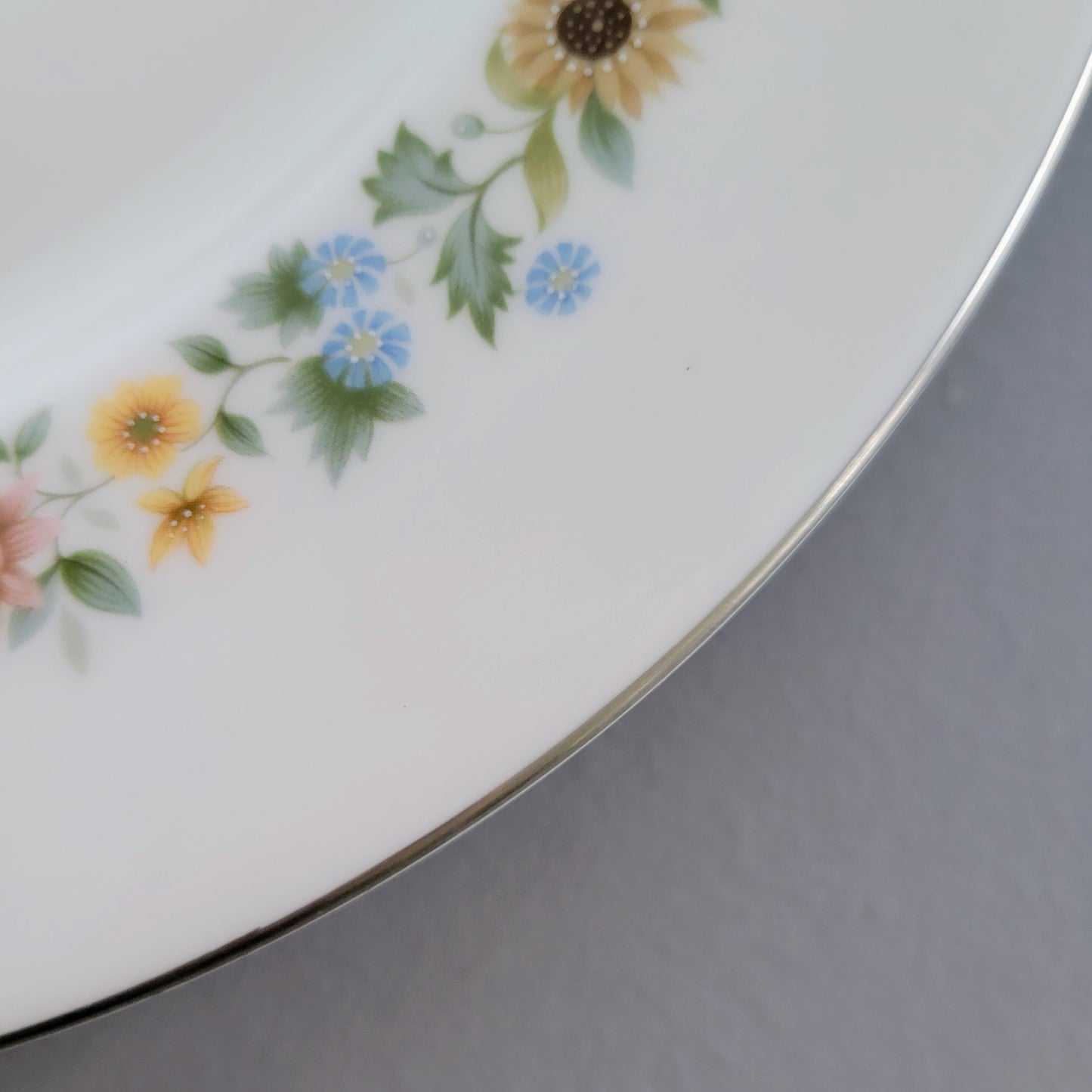 Royal Doulton Pastorale  Luncheon Plate, c.1970-90 England