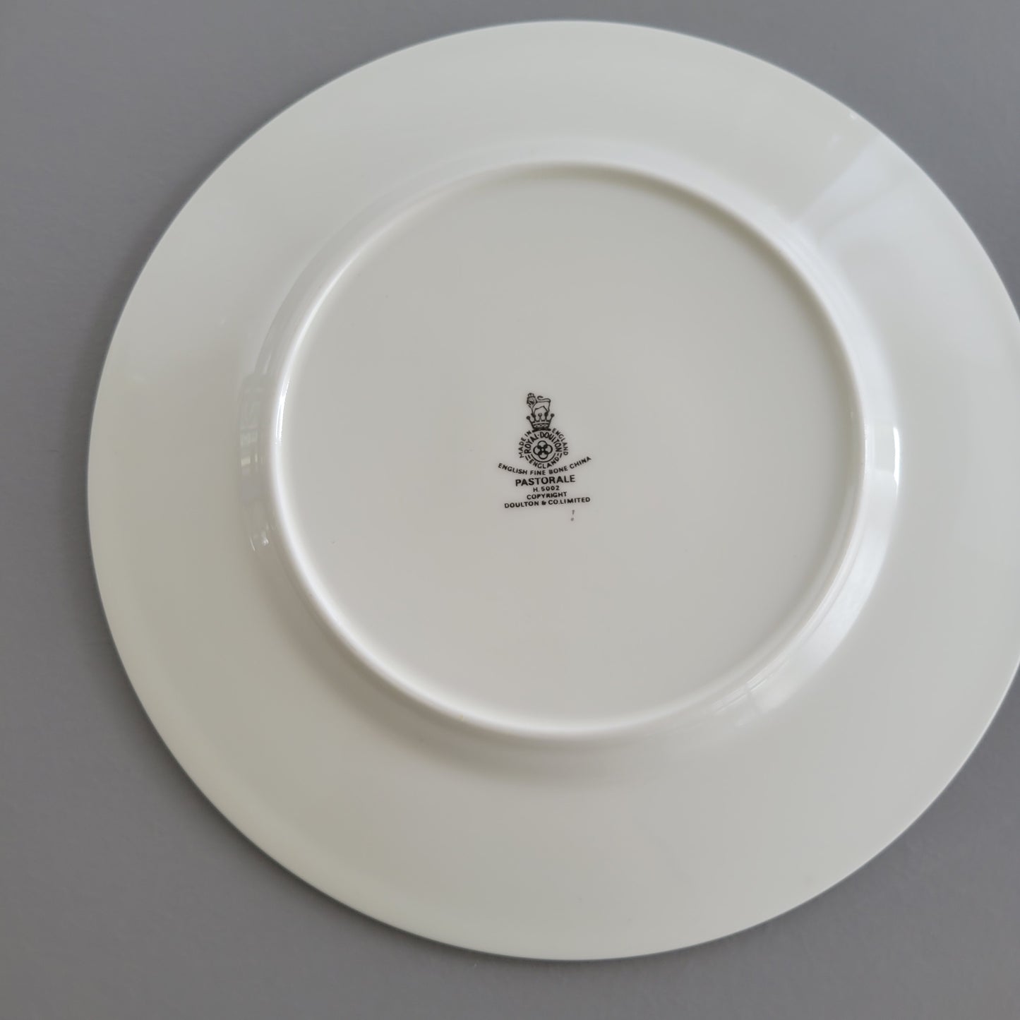 Royal Doulton Pastorale  Luncheon Plate, c.1970-90 England