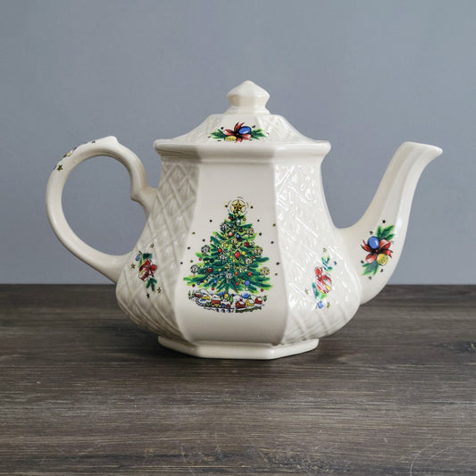 Sadler Christmas Eve Teapot, Made In England