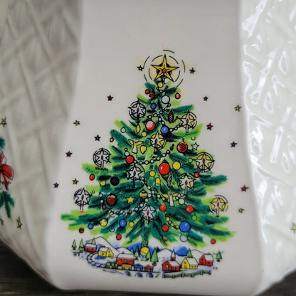 Sadler Christmas Eve Teapot, Made In England