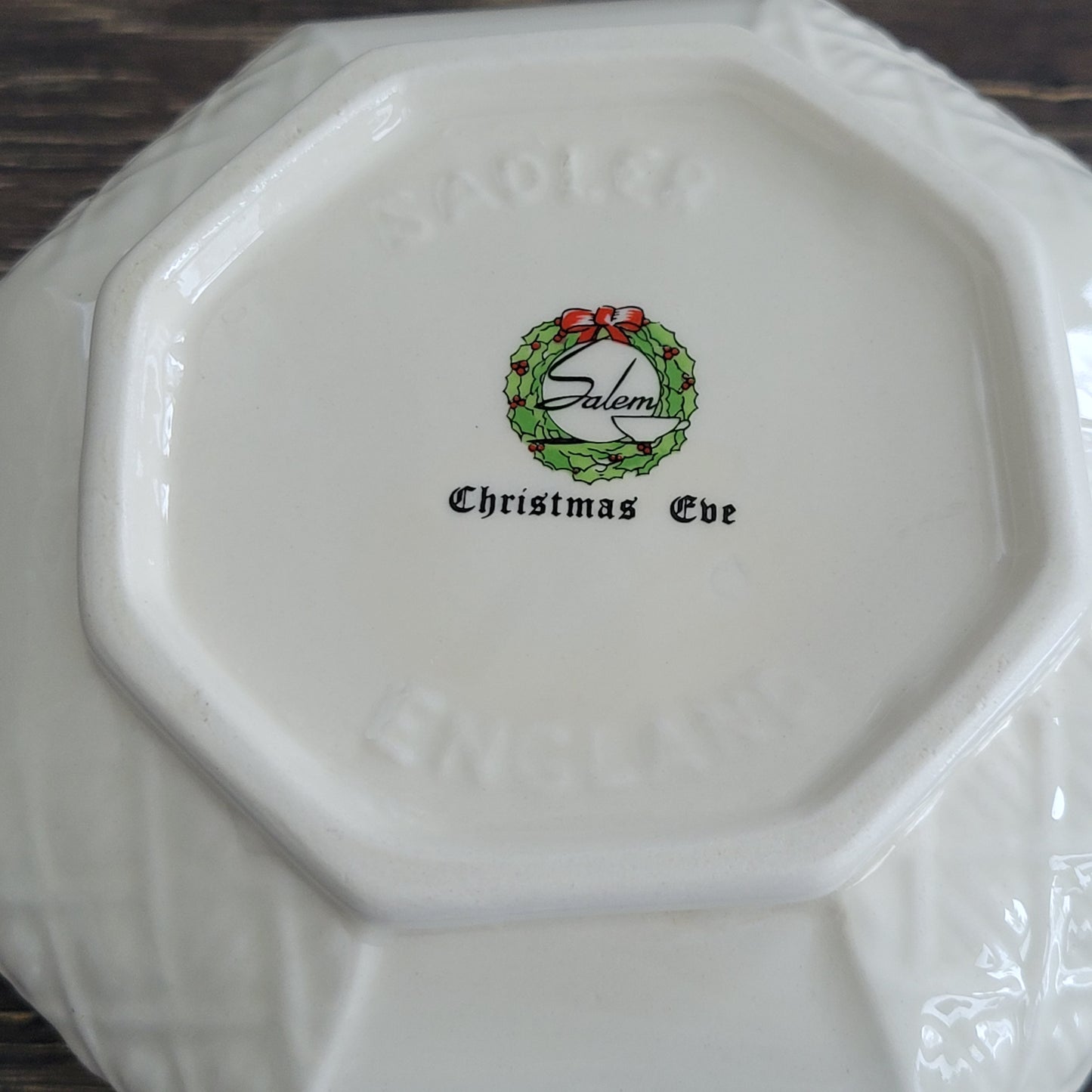 Sadler Christmas Eve Teapot, Made In England