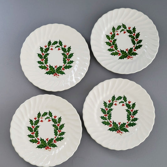 Scio Holly Berry Bread Plate, Set of 4