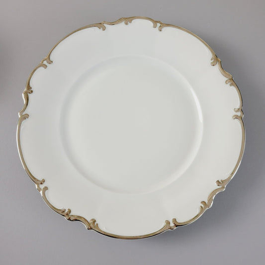 Hutschenreuther Revere Dinner Plate, Heavy Platinum Trim, Bavaria Germany
