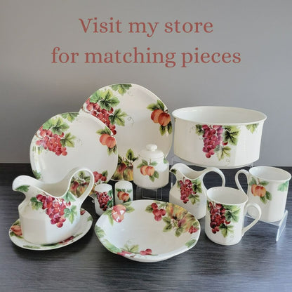 Royal Doulton Vintage Grape 9" Salad Serving Bowl c.1990s England Fruit Fall Dinnerware