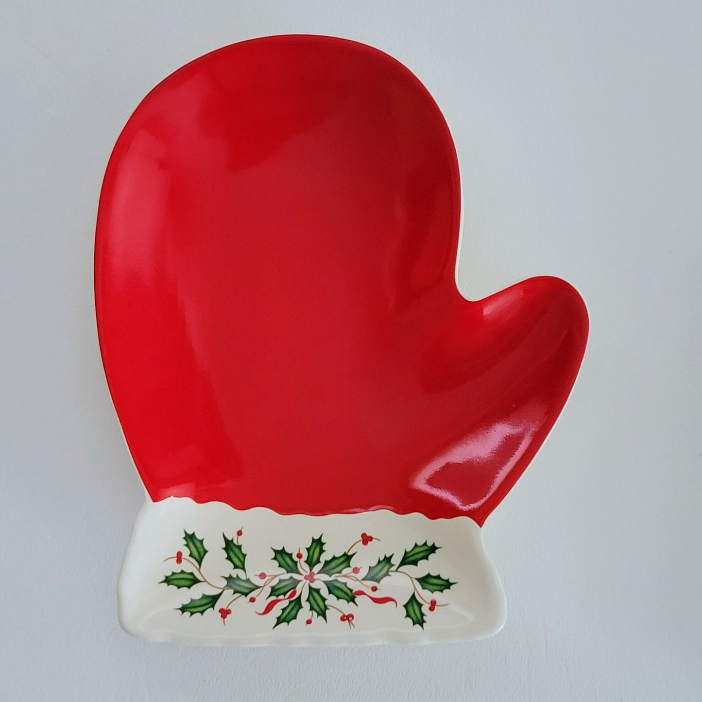Lenox Holiday Mitten Party Plates Set Of 2 Red & Green, Christmas Candy Dishes